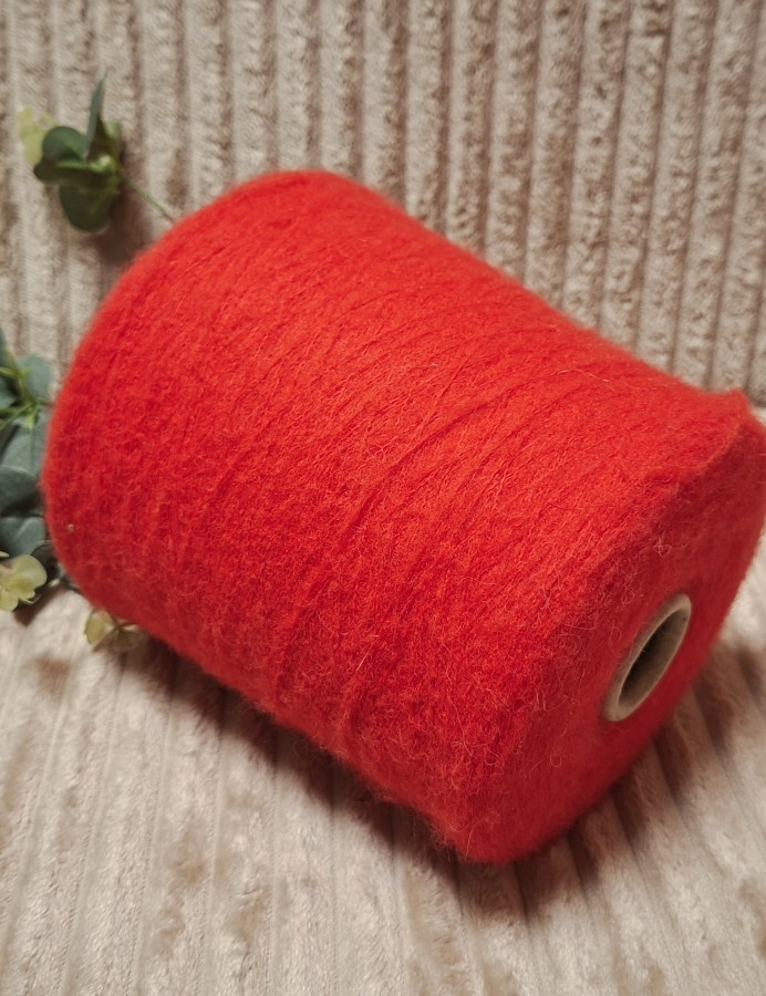 Siūlai su alpaka – koraliniai raudoni (100 g)