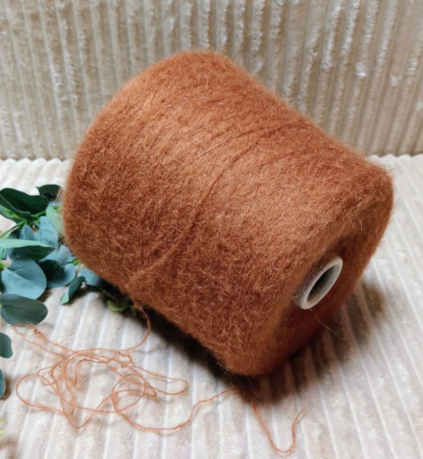 Moherio siūlai su merino vilna – lapės ruda (100 g)