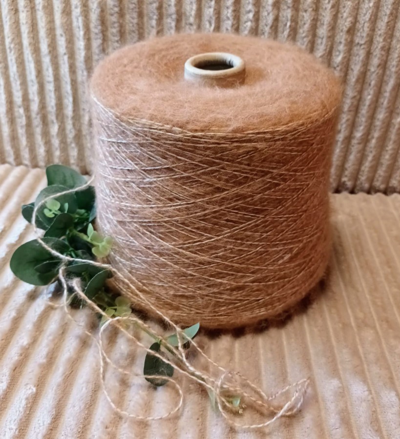 Siūlai su vilna ir medvilne – karamelinė (100 g)