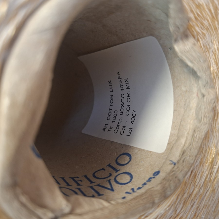 Medvilnės siūlai – lengvi ir subtiliai žvilgantys COTTON LUX (100 g)