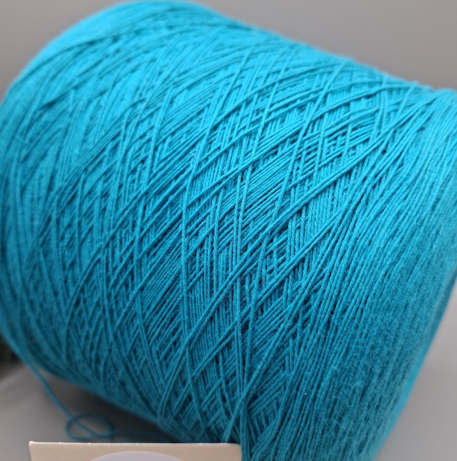 Medvilnės siūlai – turkio spalva (100 g) Medvilnės siūlai – turkio spalva (100 g)