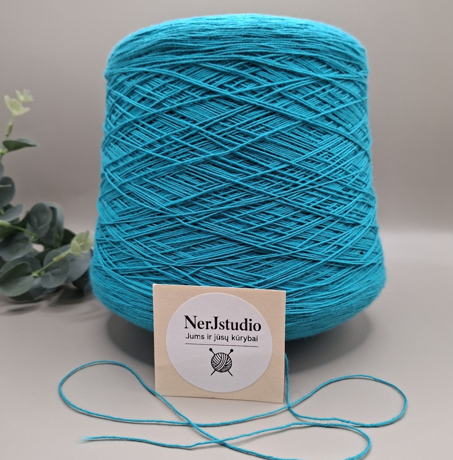 Medvilnės siūlai – turkio spalva (100 g) Medvilnės siūlai – turkio spalva (100 g)