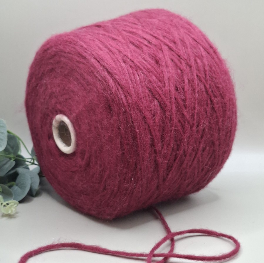 Pusvilnė – lengvi, švelnūs siūlai LATEMAR (100 g)