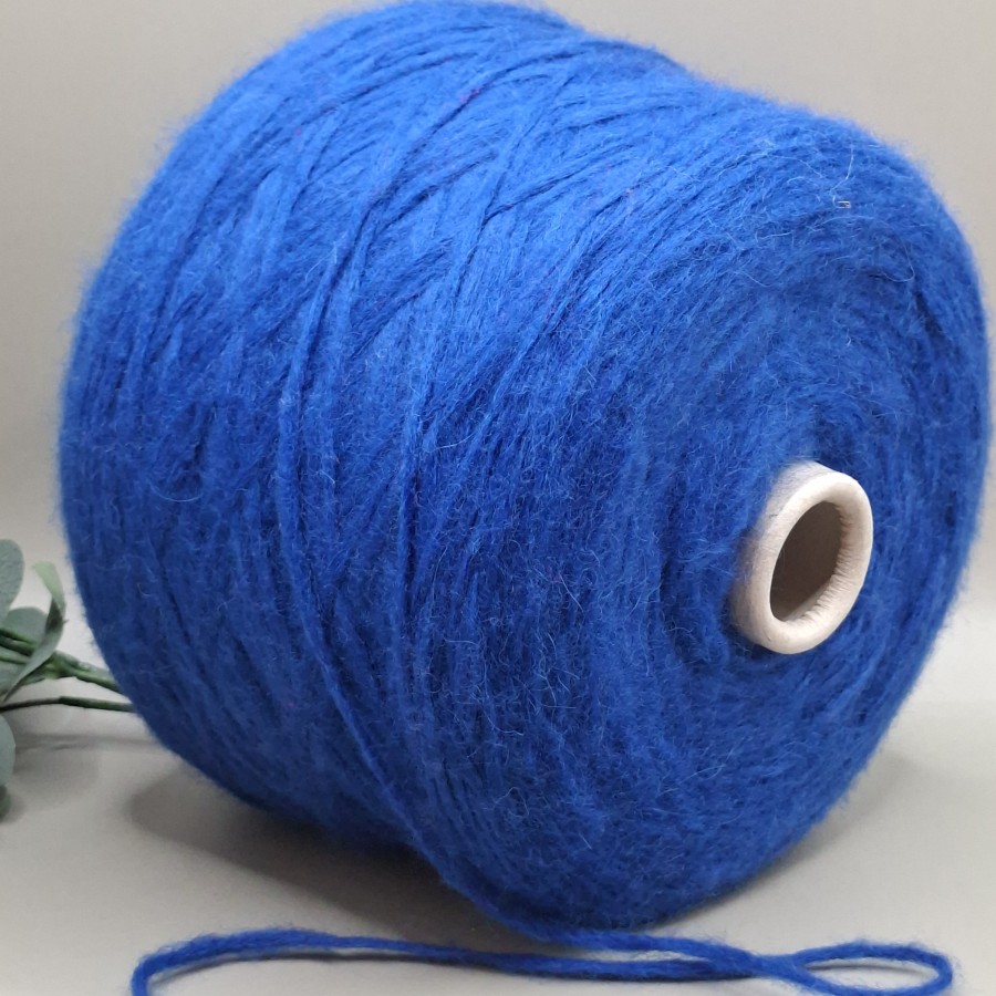 Pusvilnė – lengvi, švelnūs siūlai LATEMAR (100 g)