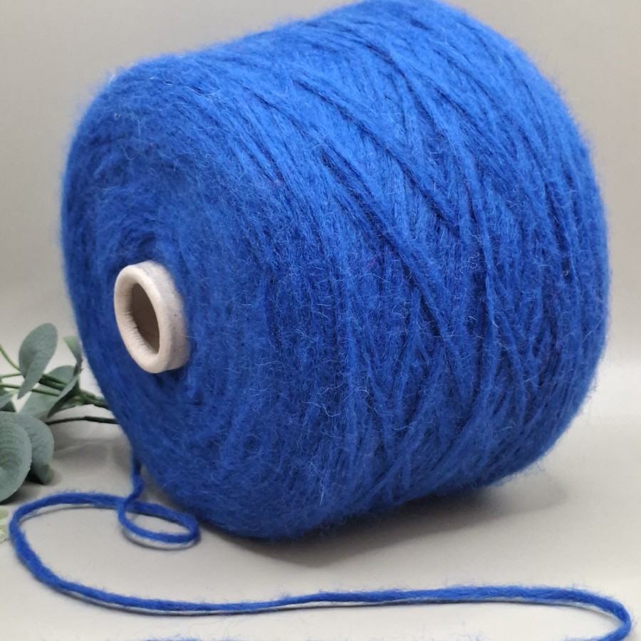 Pusvilnė – lengvi, švelnūs siūlai LATEMAR (100 g)