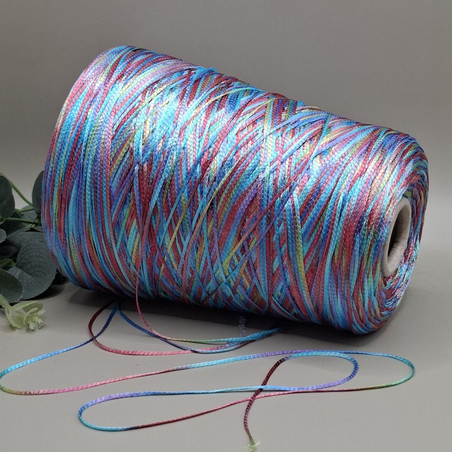 Dekoratyviniai siūlai – blizgūs, margi (100 g)