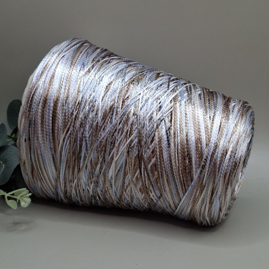 Dekoratyviniai siūlai – blizgūs, margi (100 g) Dekoratyviniai siūlai – blizgūs, margi (100 g)