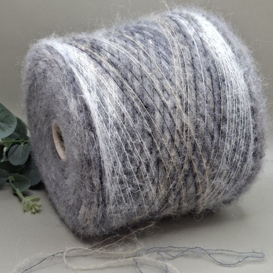 Super Kid Mohair ir Baby Alpaca siūlai – pilki, itin švelnūs QUEBEC (50 g) Super Kid Mohair ir Baby Alpaca siūlai – pilki, itin švelnūs QUEBEC (50 g)