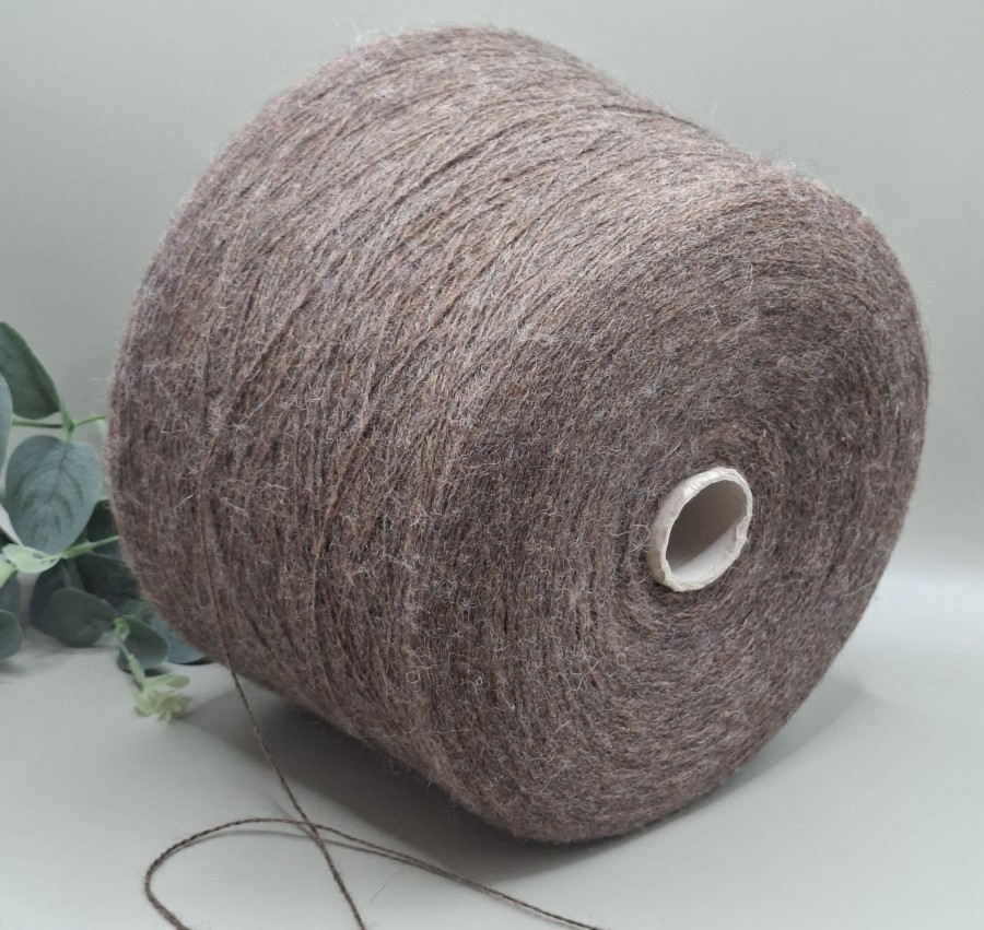 Pusvilnė su moheriu – rusvai pilka CASTORO (100 g) Pusvilnė su moheriu – rusvai pilka CASTORO (100 g)
