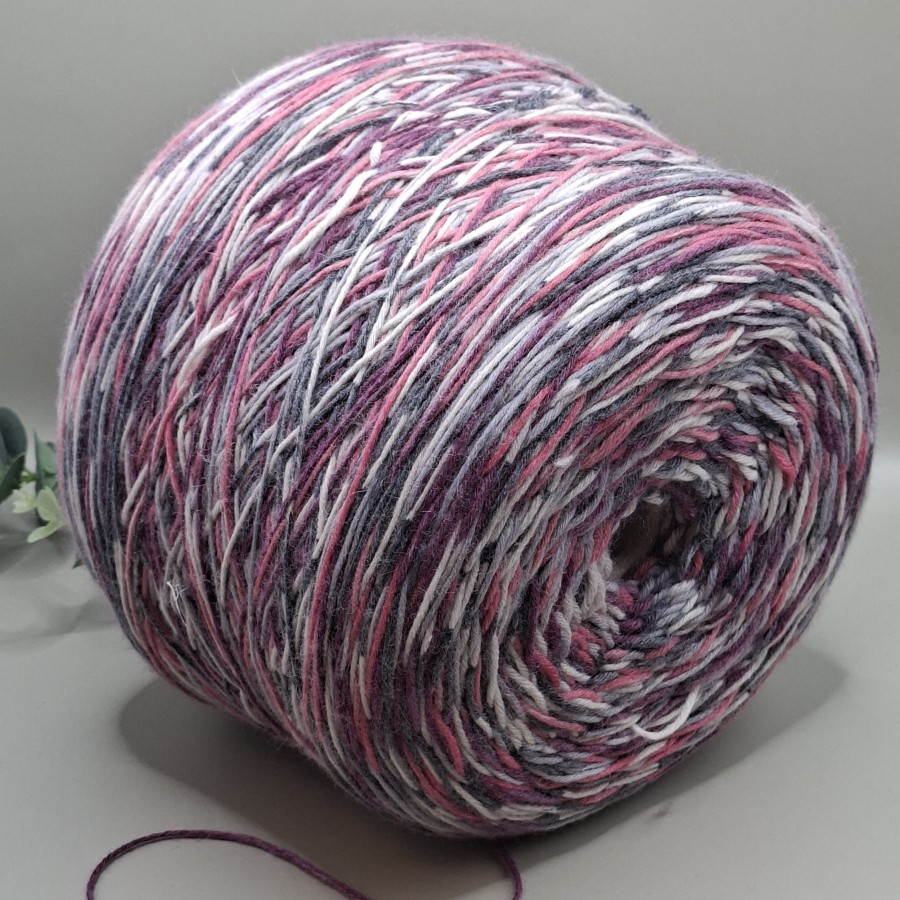 Vilnos ir poliamido siūlai – lygūs, tvirti CALZETTERIA 2300 (100 g)