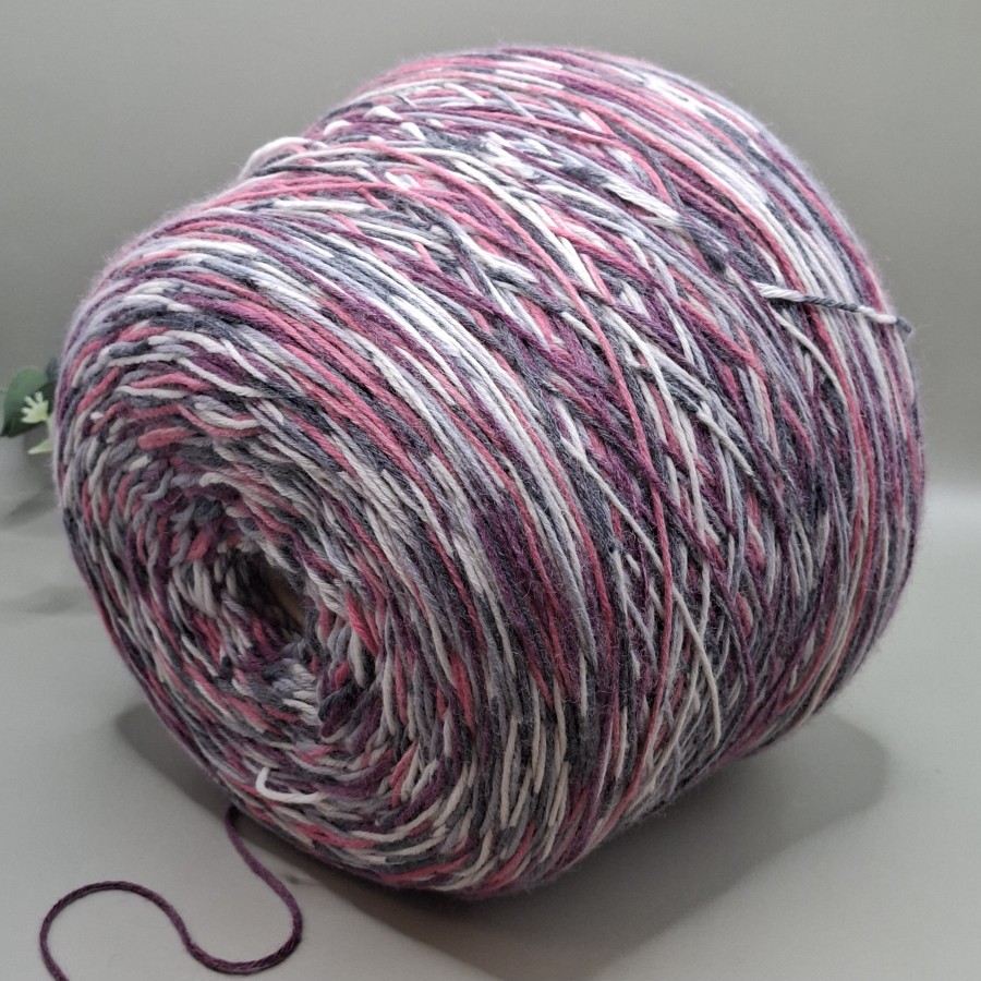 Vilnos ir poliamido siūlai – lygūs, tvirti CALZETTERIA 2300 (100 g)