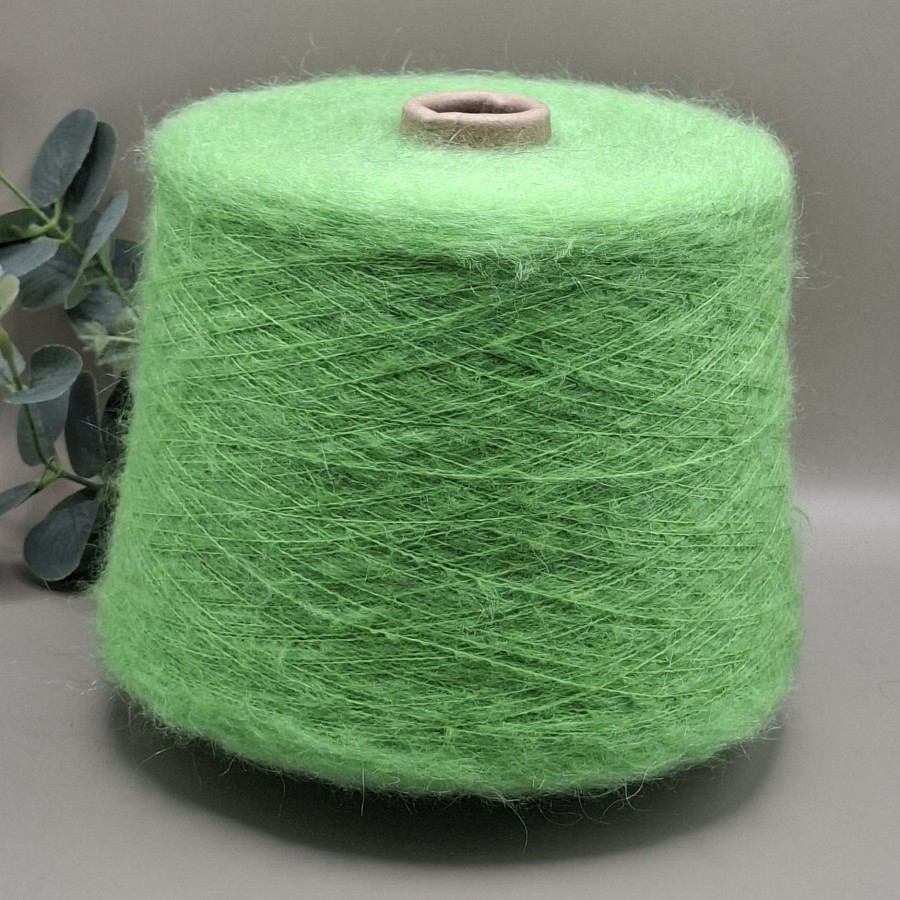 Moherio siūlai – pūkuoti, lengvi SOFT 9 (100 g)