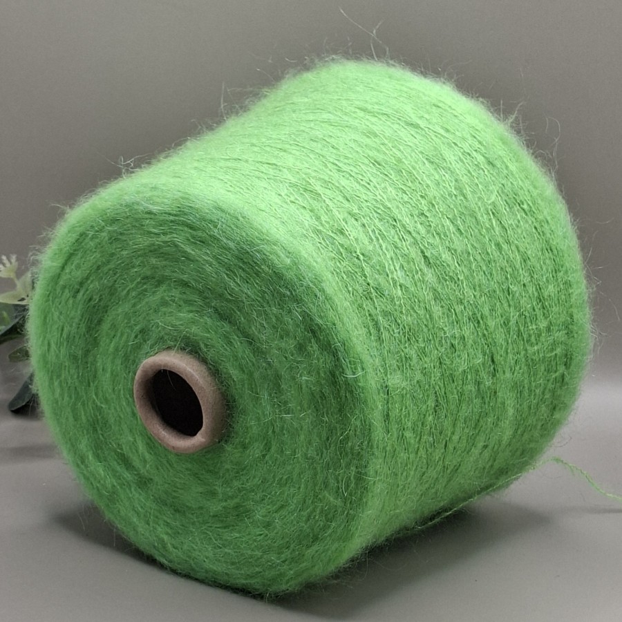 Moherio siūlai – pūkuoti, lengvi SOFT 9 (100 g)