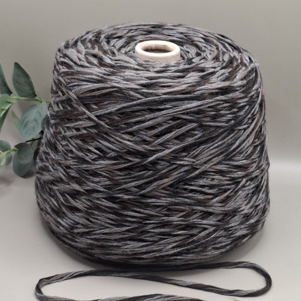 Pusvilnė – margi, vidutinio storio MAROON5 (100 g)