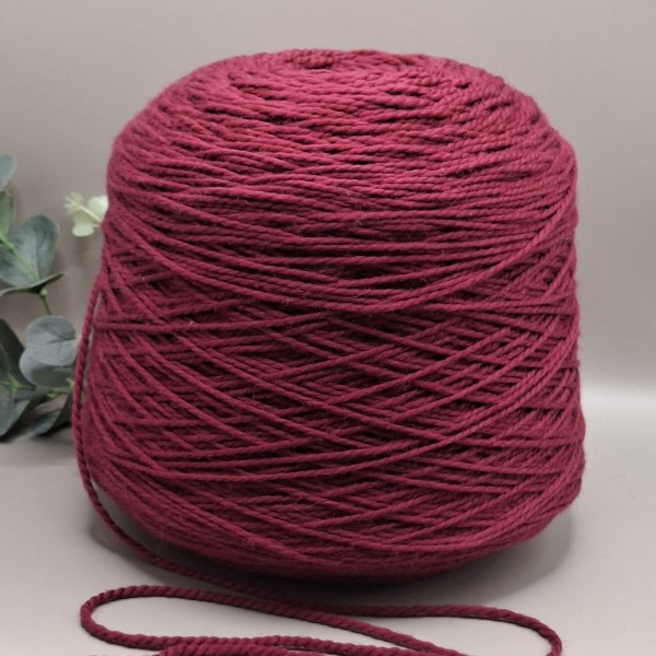 Merino vilna – labai stori, glotnūs MERI WOLL siūlai (100 g)