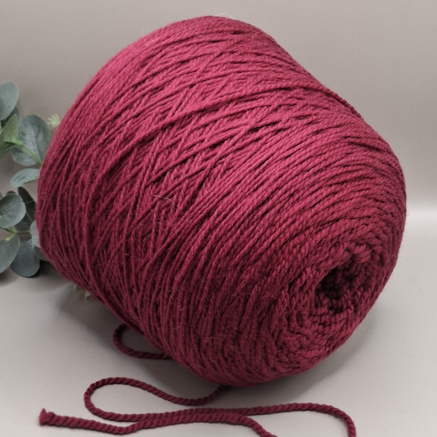 Merino vilna – labai stori, glotnūs MERI WOLL siūlai (100 g)