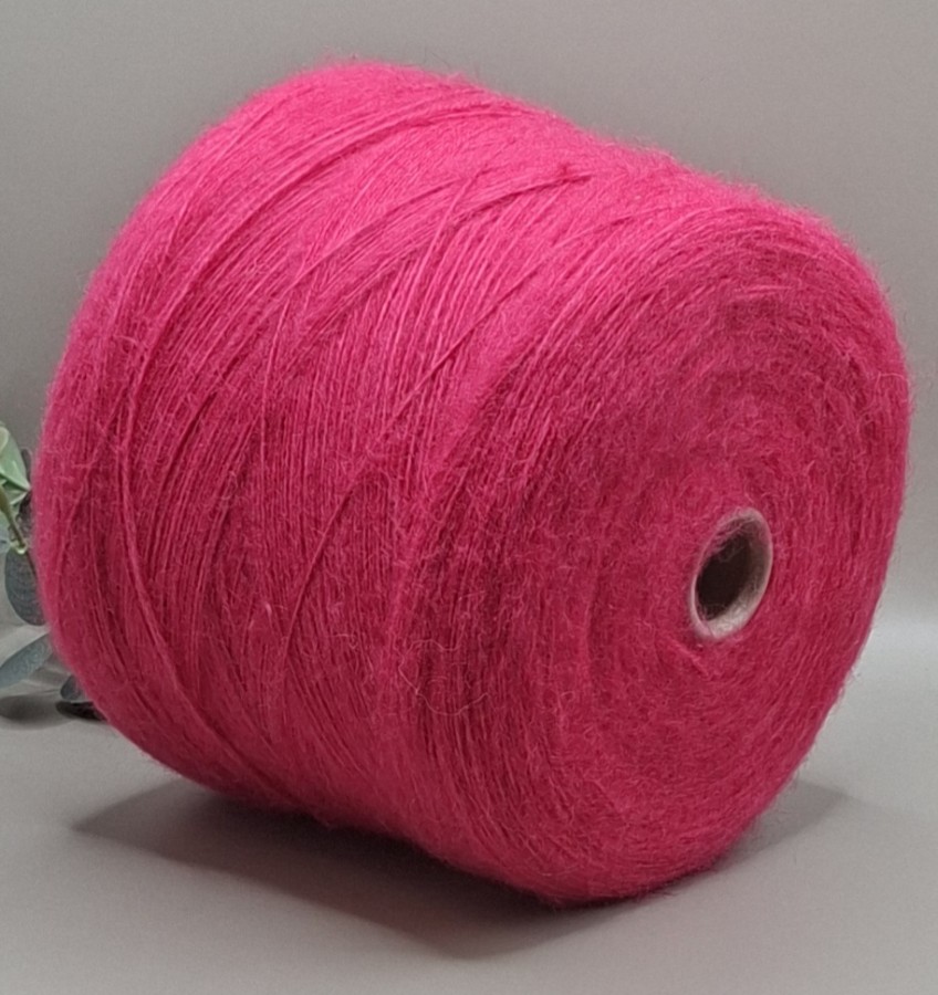 Moherio siūlai – pūkuoti, lengvi ECLIPSE (100 g) Moherio siūlai – pūkuoti, lengvi ECLIPSE (100 g)