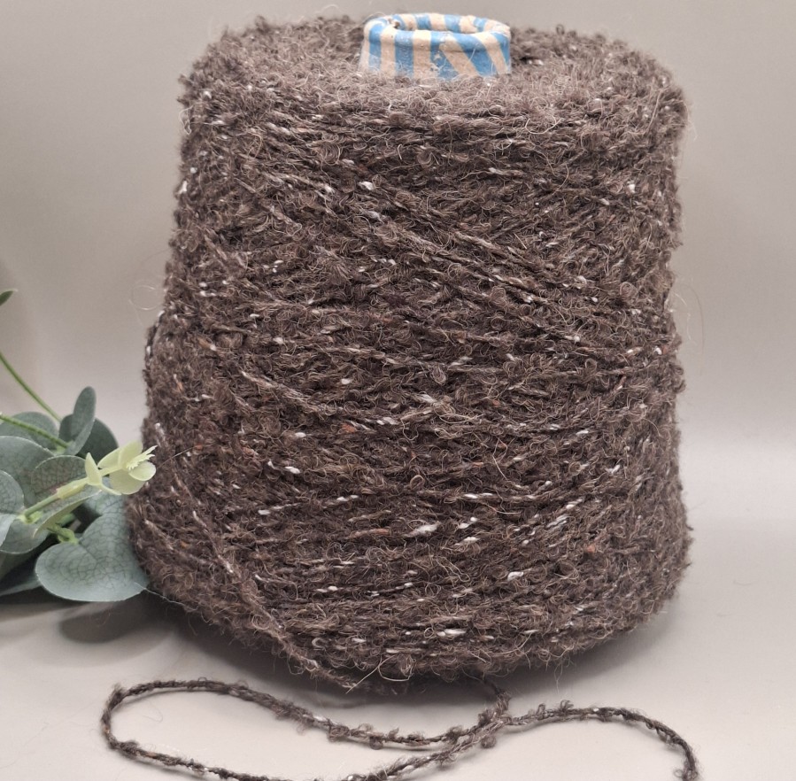 Buklė tipo siūlai – švelnūs ir tekstūruoti (100 g)
