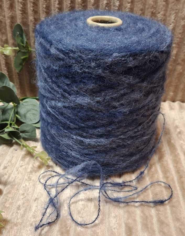 Melanžiniai moherio siūlai – natūralūs ir tekstūriški (100 g)