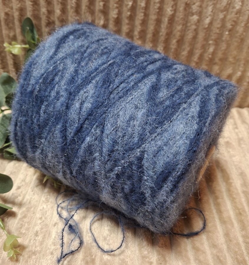 Melanžiniai moherio siūlai – natūralūs ir tekstūriški (100 g)