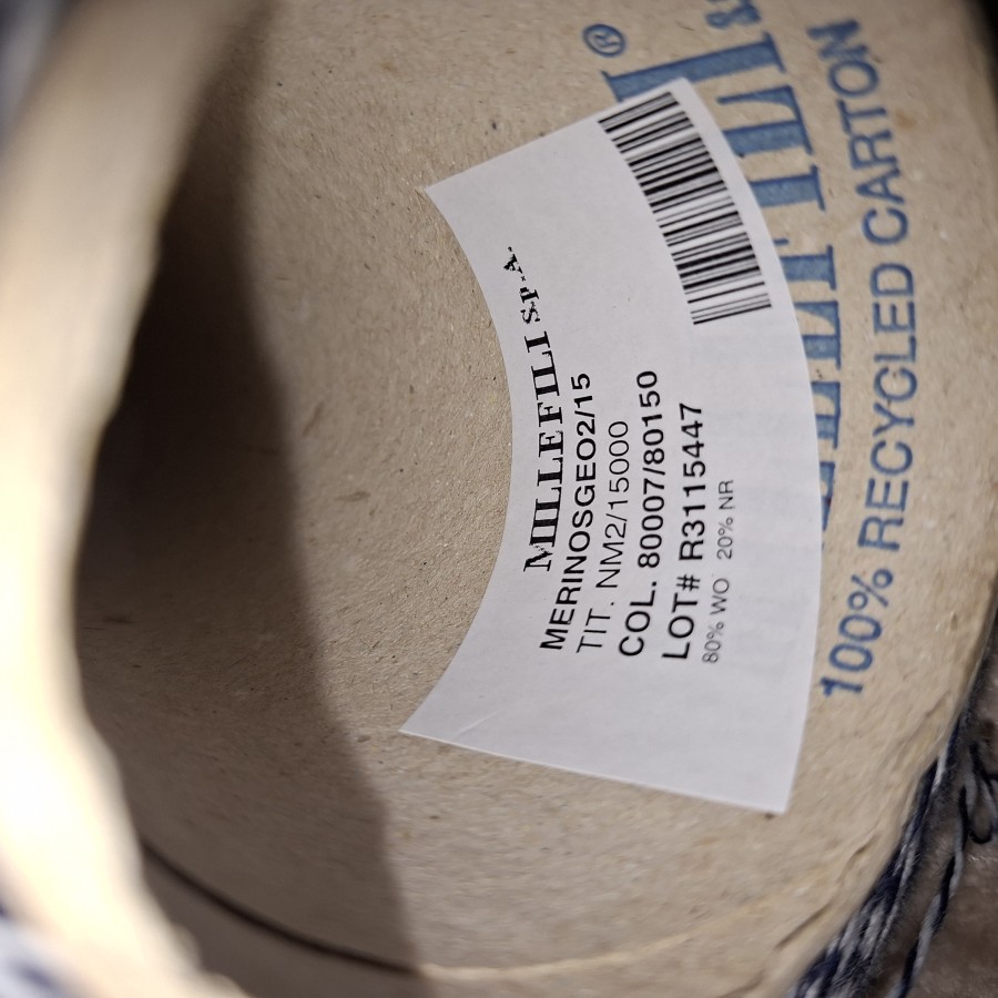 Merino vilnos siūlai su nailonu – lengvi ir patvarūs (100 g)