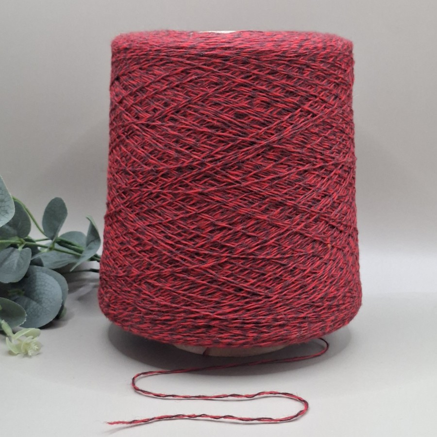 Itališki merino vilnos siūlai – raudoni, lengvi ir patvarūs MERINOS GEO (100 g)