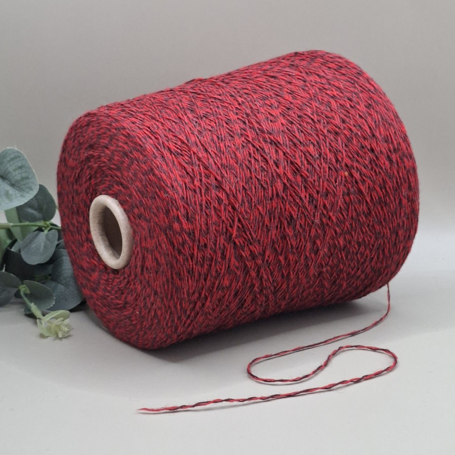Itališki merino vilnos siūlai – raudoni, lengvi ir patvarūs MERINOS GEO (100 g)