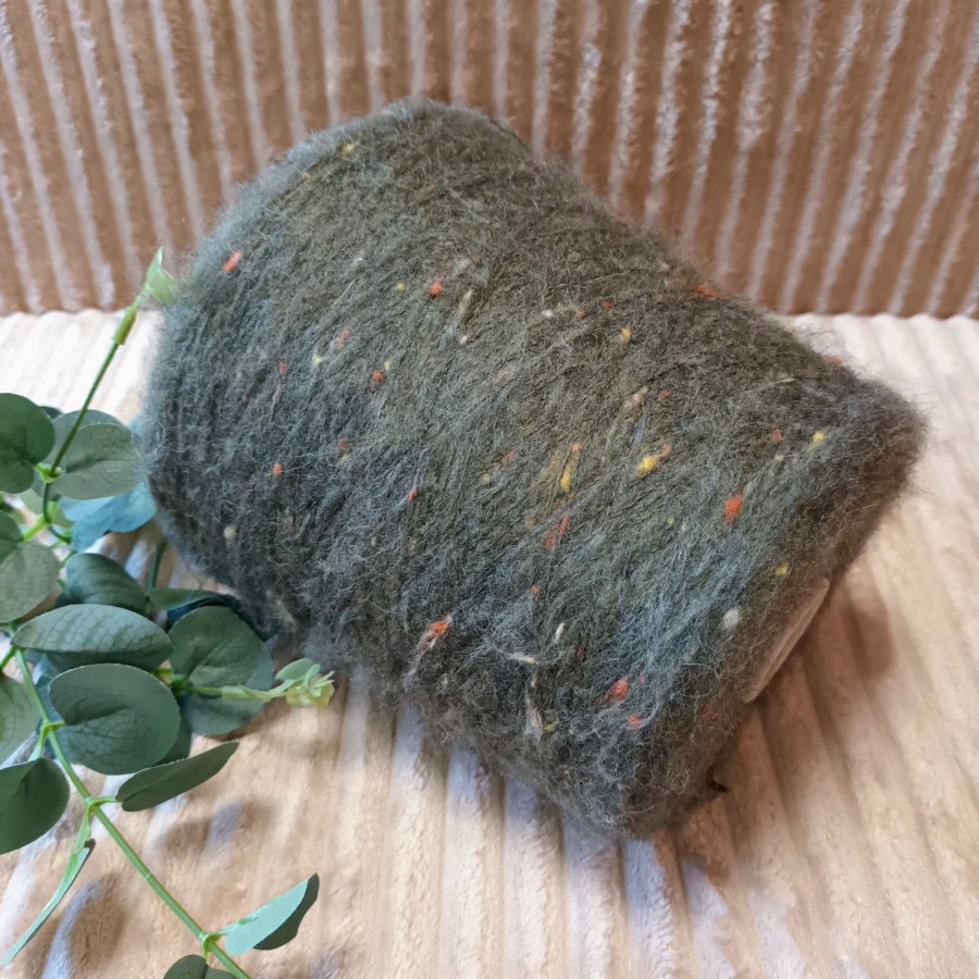 Pusvilnės siūlai – su tvido efektu (100 g)