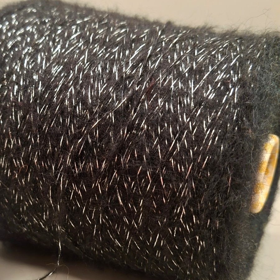 Kid Mohair siūlai – lengvi, su subtiliu žvilgesiu GLIMMER (100 g)
