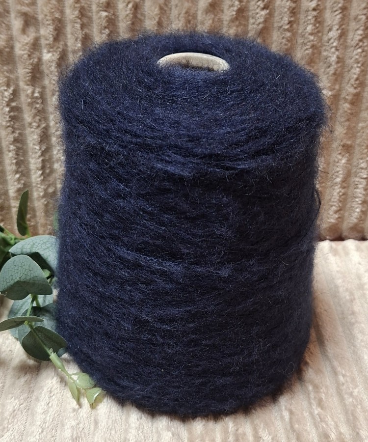 Kid moherio siūlai DIABLO – purūs ir itin švelnūs (100 g)