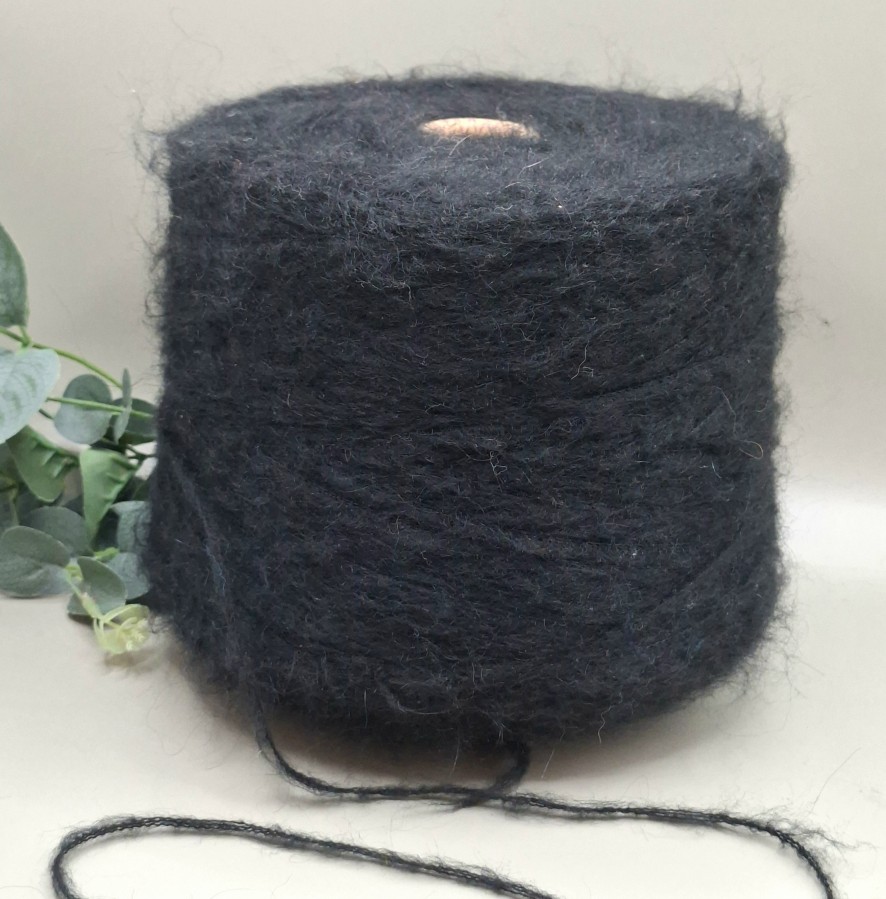 Moherio siūlai – lengvi ir pūkuoti (100 g)