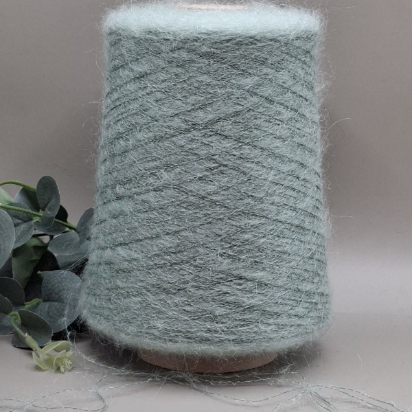 Kid moherio siūlai – lengvi, pūkuoti ir švelnūs (50 g)