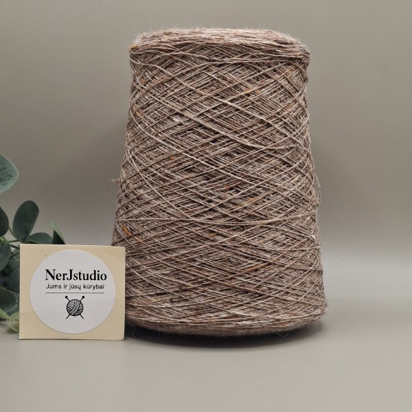 Merino vilnos siūlai tvidas – smėlinė rusva, ploni ir švelnūs (100 g)