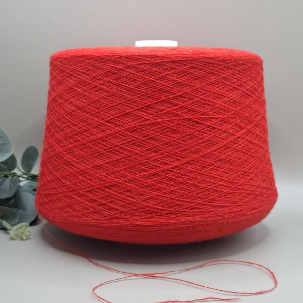 Merino vilnos siūlai – raudoni, lengvi ir švelnūs (100 g)
