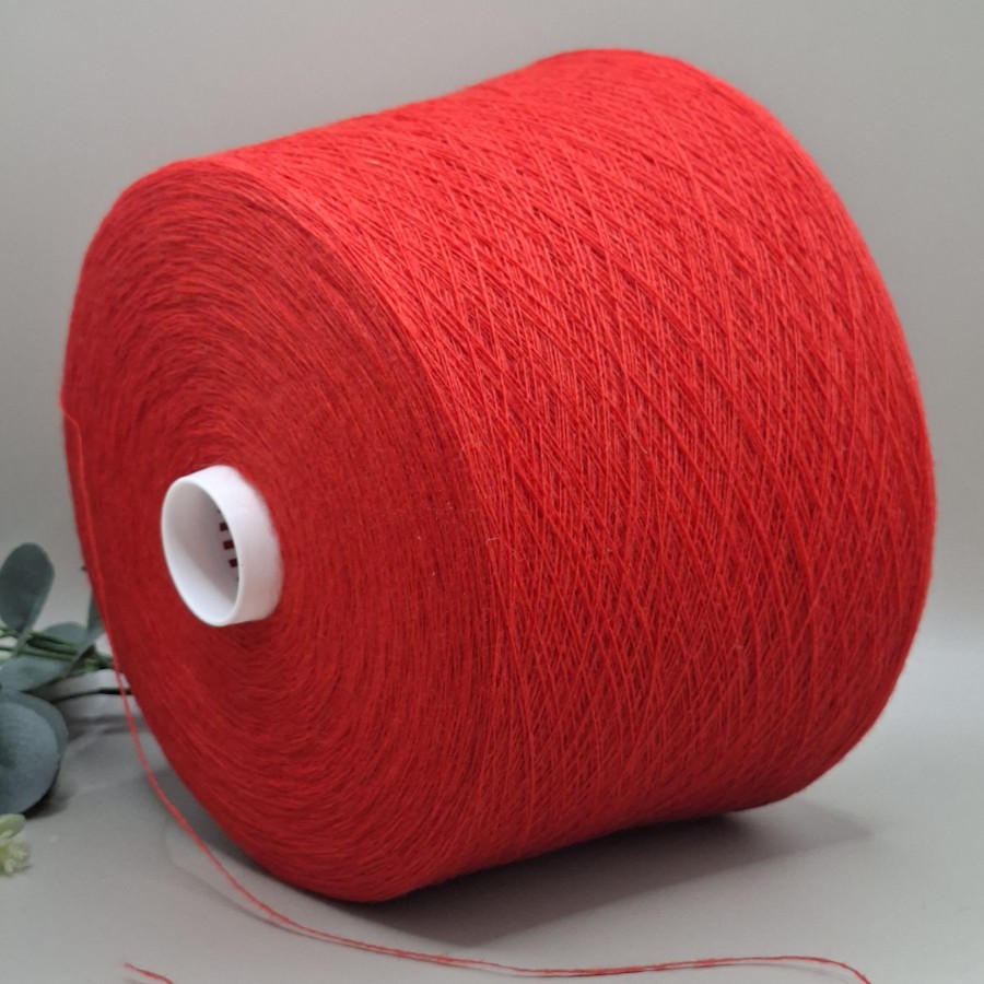 Merino vilnos siūlai – raudoni, lengvi ir švelnūs (100 g)