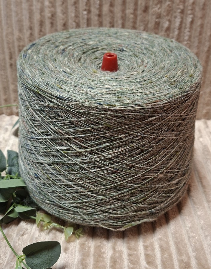 Merino vilnos siūlai tvidas – ploni ir švelnūs (100 g)