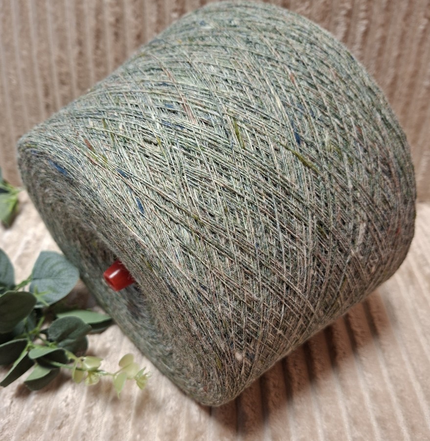 Merino vilnos siūlai tvidas – ploni ir švelnūs (100 g)