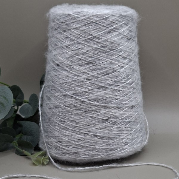 Siūlai su žvyneliais – lengvi ir švelnūs, su moheriu ir merinu SOFT LUX (50 g)