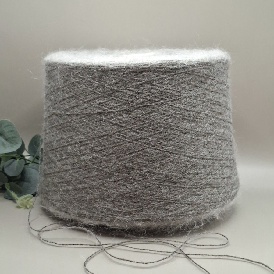 Moheris ir merino – pūkuoti, šilti ir jaukūs siūlai (100 g)