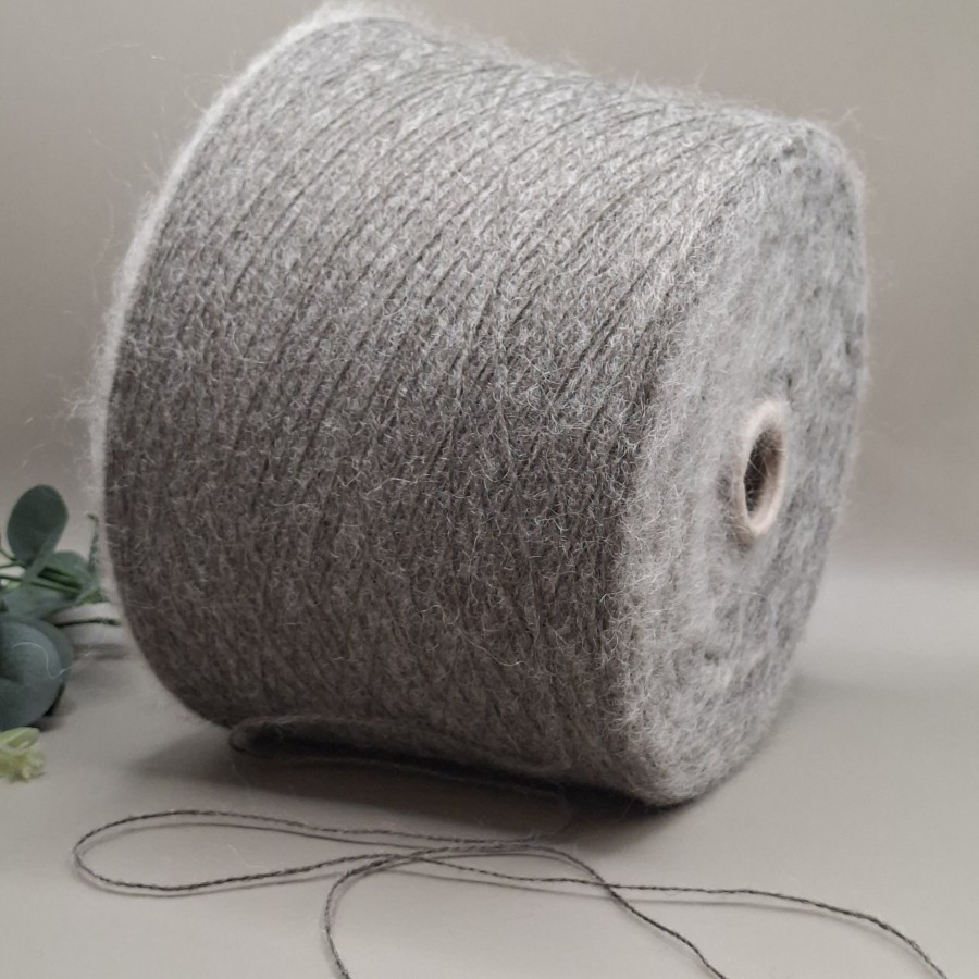 Moheris ir merino – pūkuoti, šilti ir jaukūs siūlai (100 g)
