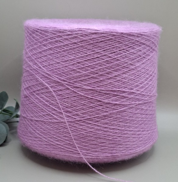 Moheris ir merino – minkšti, lengvai pūkuoti siūlai (100 g)