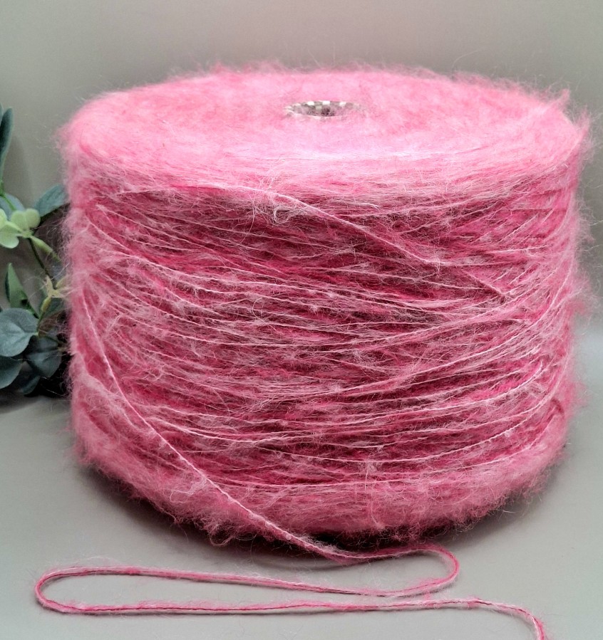 Mohero siūlai – pūkuoti ir minkšti MOHAIR 2 (100 g)