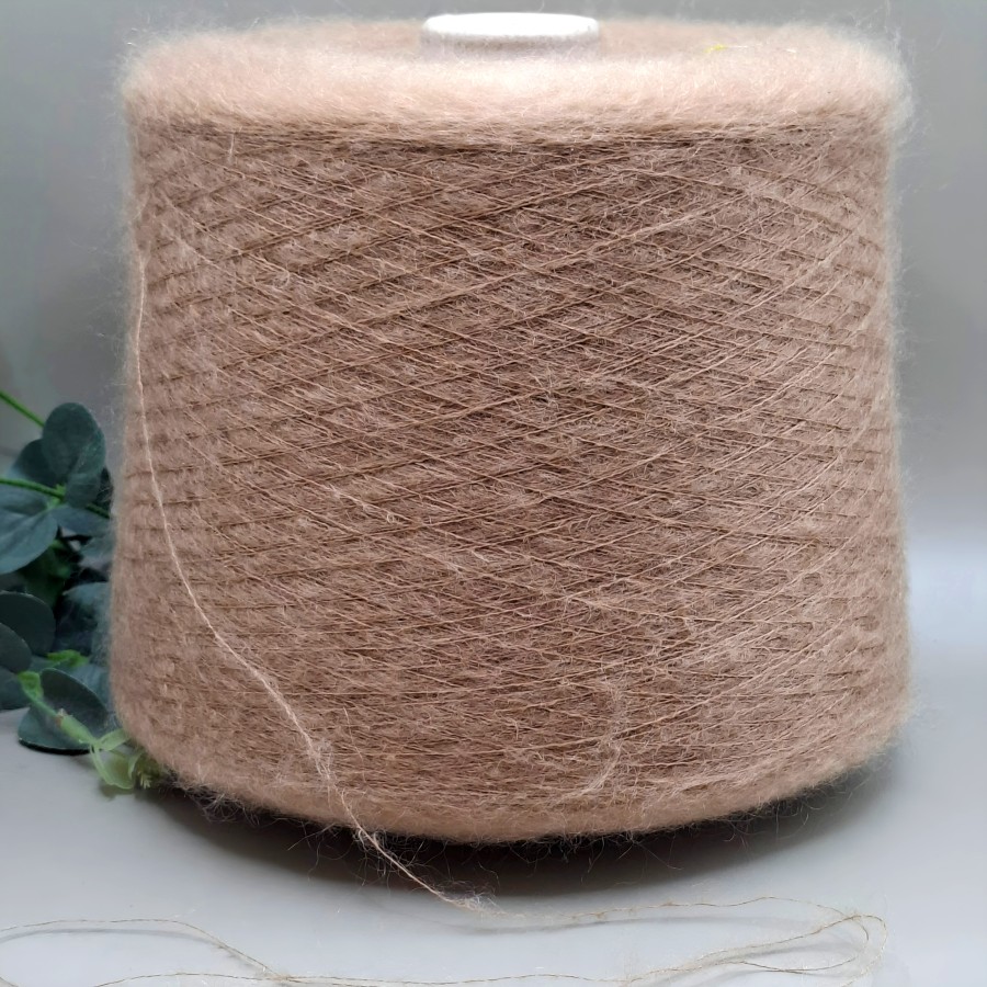 Moherio siūlai – ploni, lengvi ir prabangūs CAMELOT (50 g)