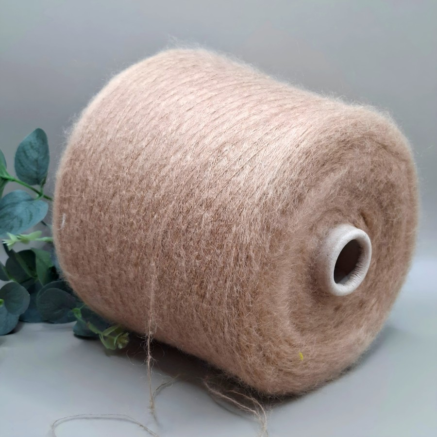 Moherio siūlai – ploni, lengvi ir prabangūs CAMELOT (50 g)