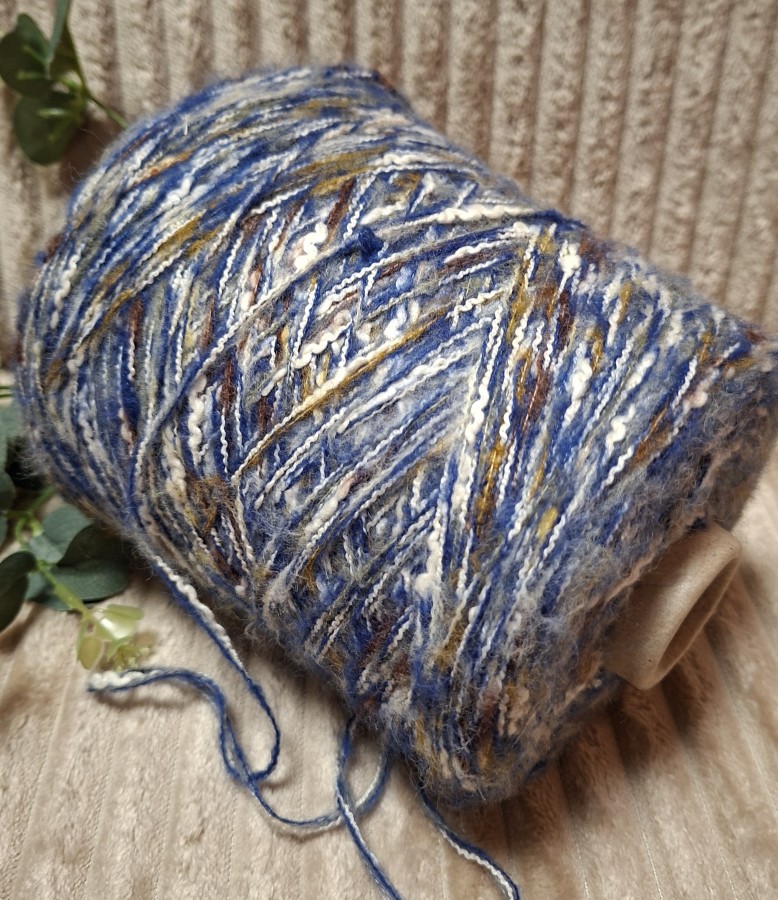 Pusvilnės siūlai su medvilne – margi tekstūriniai (100 g)