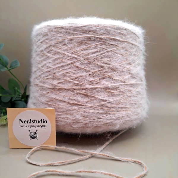 Pusvilnės siūlai – smėlinė virvelė su pūkeliu RINGO (100 g)