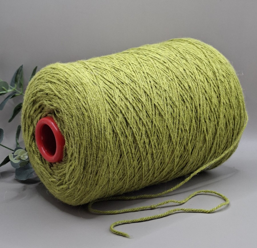 Pusvilnės siūlai – šilti ir patvarūs (100 g)