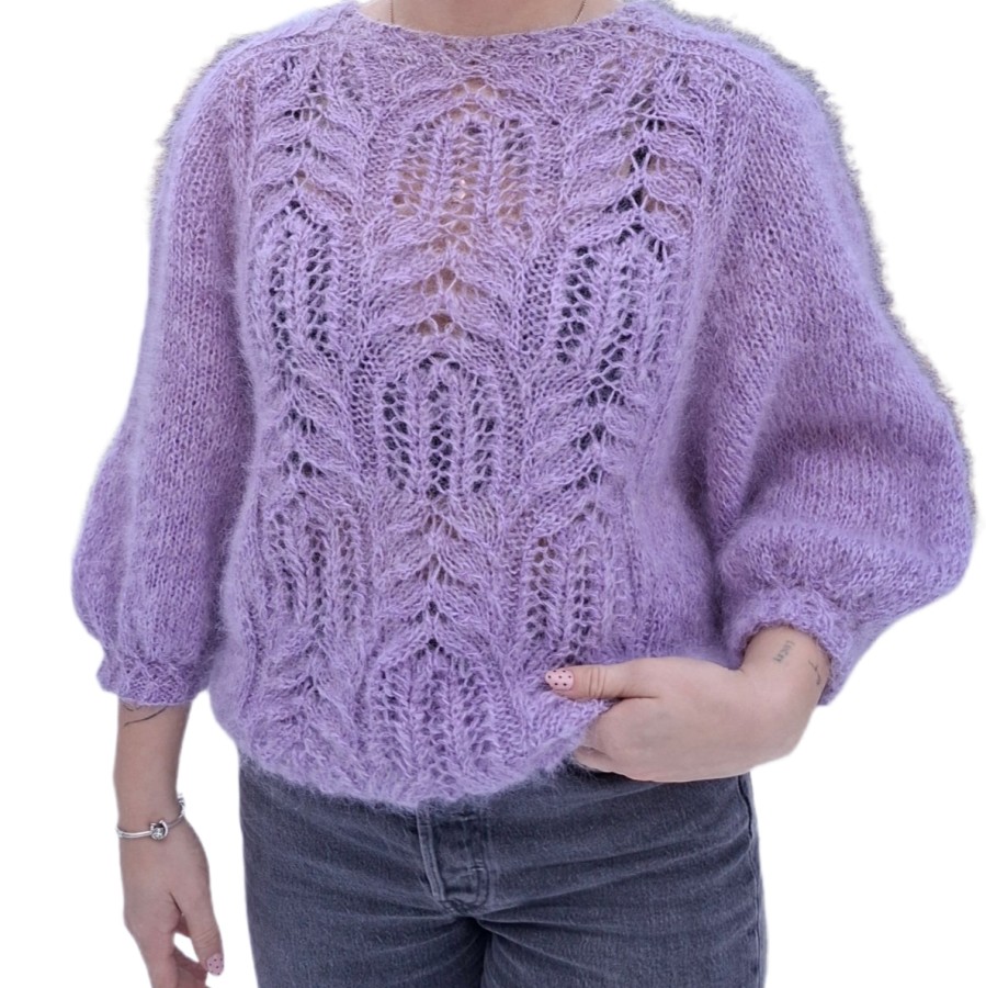 Rankų darbo megztukas „Alyvinis rūkas“