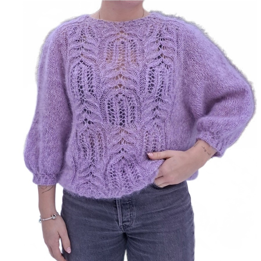 Rankų darbo megztukas „Alyvinis rūkas“