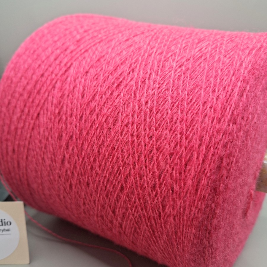 Merino vilna „Volga“ — itin minkšta, nekandanti (100 g) Merino vilna „Volga“ — itin minkšta, nekandanti (100 g)